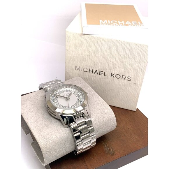 Michael Kors Women's Watch MK6531 Runway Quartz Silver Stainless Steel 40mm - Picture 3 of 14